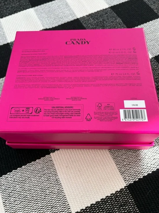 Prada Hot Pink Storage Box with Gold Logo - Picture 4 of 9